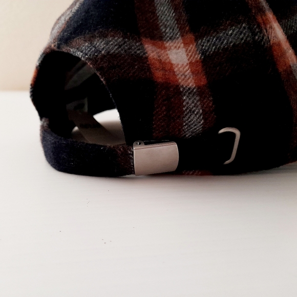 ● Aerie | Flannel Baseball Hat - Picture 4 of 14